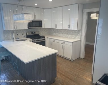 363 Lake Avenue - Photo Thumbnail 1