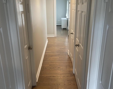 363 Lake Avenue - Photo Thumbnail 12