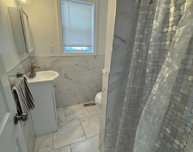 215 Cedar Street - Photo Thumbnail 10
