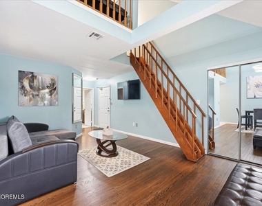 1 Central Avenue - Photo Thumbnail 7