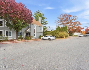 1 Central Avenue - Photo Thumbnail 20
