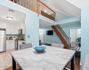 1 Central Avenue - Photo Thumbnail 5