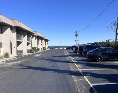 330 Shore Drive - Photo Thumbnail 20