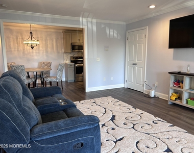 330 Shore Drive - Photo Thumbnail 1