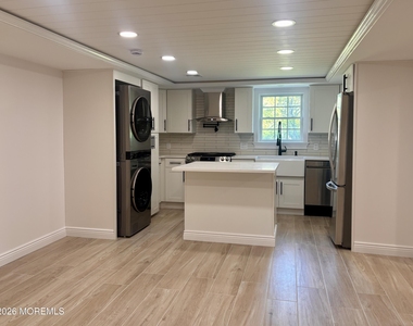 2634 E Hurley Pond Road - Photo Thumbnail 4