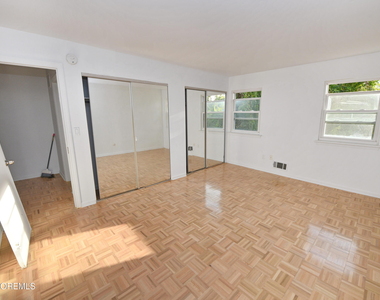 34 Greenwood Loop Road - Photo Thumbnail 9