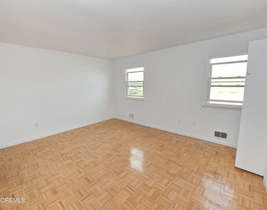 34 Greenwood Loop Road - Photo Thumbnail 11