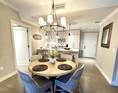 15 Morris Avenue - Photo Thumbnail 2