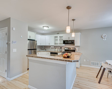 61 Sand Hill Road - Photo Thumbnail 15