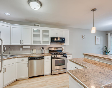 61 Sand Hill Road - Photo Thumbnail 16
