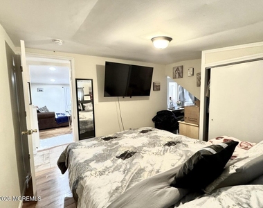 196 Milton Avenue - Photo Thumbnail 7