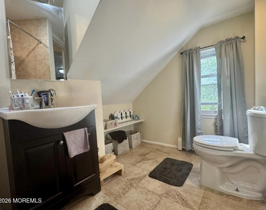 196 Milton Avenue - Photo Thumbnail 11