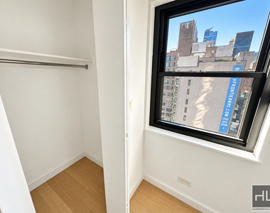 East 39th Street - Photo Thumbnail 6