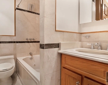 West 58th Street - Photo Thumbnail 10