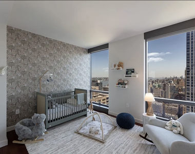 West 67th Street - Photo Thumbnail 4