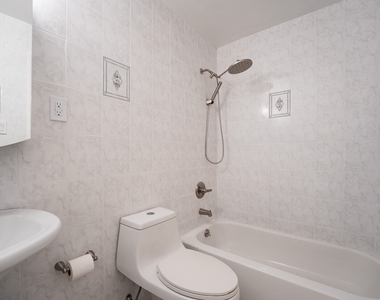 533 Minnieford Avenue - Photo Thumbnail 14