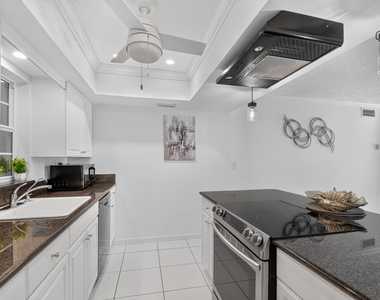 5500 Old Ocean Boulevard - Photo Thumbnail 20