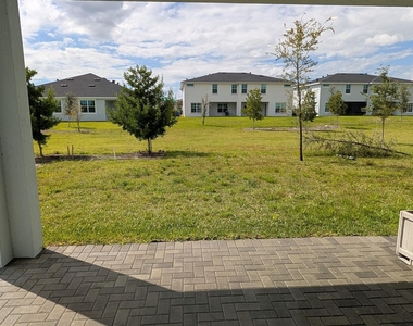 1657 Whistlegrass Lane - Photo Thumbnail 17