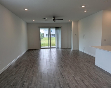 1657 Whistlegrass Lane - Photo Thumbnail 4