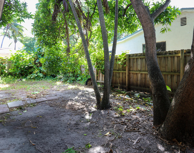 2450 Garfield Street - Photo Thumbnail 18
