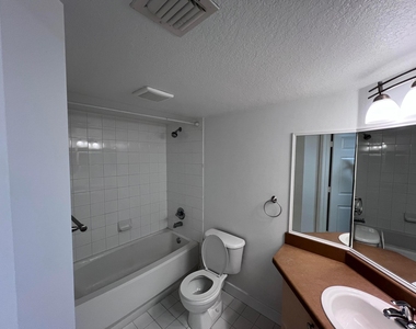 4220 San Marino Boulevard - Photo Thumbnail 11