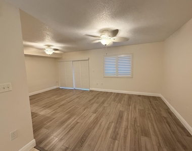 612 N University Drive - Photo Thumbnail 4