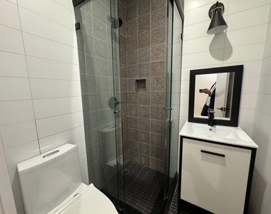 1049 Bergen Street - Photo Thumbnail 5