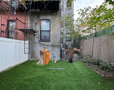 1049 Bergen Street - Photo Thumbnail 1