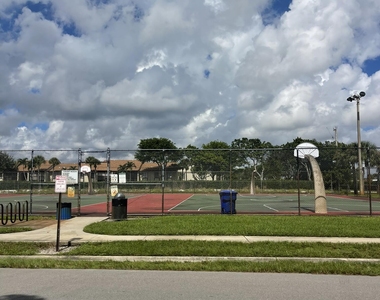6125 Seven Springs Boulevard - Photo Thumbnail 20
