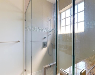 620 Ne 20th Street - Photo Thumbnail 15