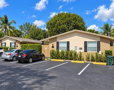 173 Nw 42nd Street - Photo Thumbnail 21