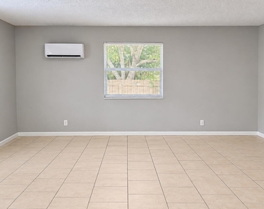 173 Nw 42nd Street - Photo Thumbnail 7