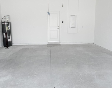4394 S Longwood Lake Square - Photo Thumbnail 9