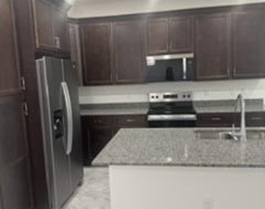 4236 Brookgreen Square - Photo Thumbnail 5