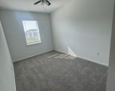 4236 Brookgreen Square - Photo Thumbnail 19