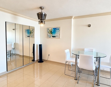 400 Kings Point Drive - Photo Thumbnail 5