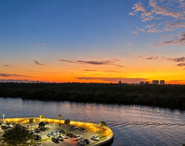400 Kings Point Drive - Photo Thumbnail 27