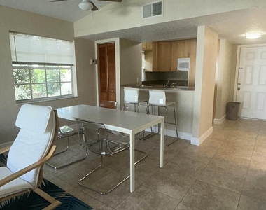 1135 Lake Shore Drive - Photo Thumbnail 27