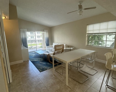1135 Lake Shore Drive - Photo Thumbnail 25