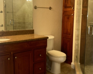 1135 Lake Shore Drive - Photo Thumbnail 34