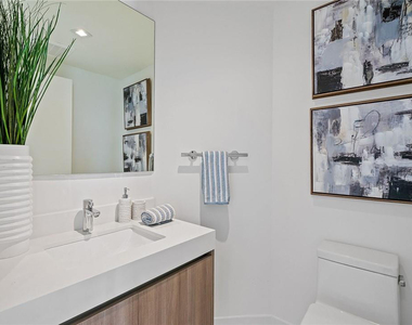 401 N Birch Road - Photo Thumbnail 9