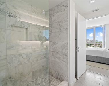 401 N Birch Road - Photo Thumbnail 14