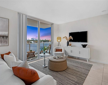 401 N Birch Road - Photo Thumbnail 15