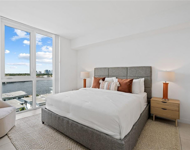 401 N Birch Road - Photo Thumbnail 10