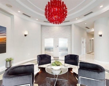 600 S Dixie Highway - Photo Thumbnail 16