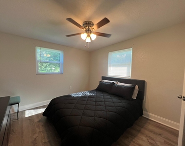 3708 Avenue K - Photo Thumbnail 11