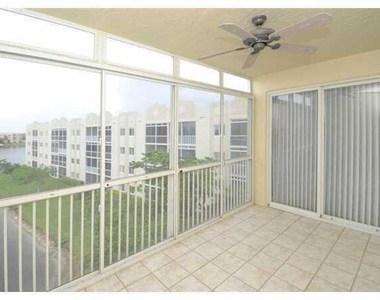 7715 Southampton Terrace - Photo Thumbnail 10