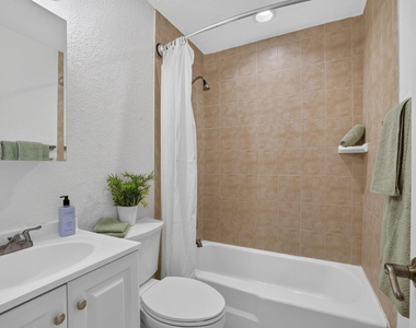 4051 Ne 13th Avenue Ne - Photo Thumbnail 20