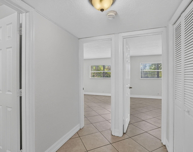 4051 Ne 13th Avenue Ne - Photo Thumbnail 11