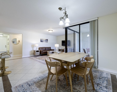825 Egret Circle - Photo Thumbnail 1
